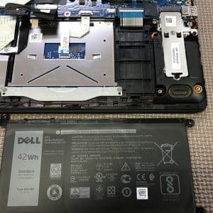 DELL・Vostro ノートパソコンのバッテリーの寿命によるバッテリー交換 