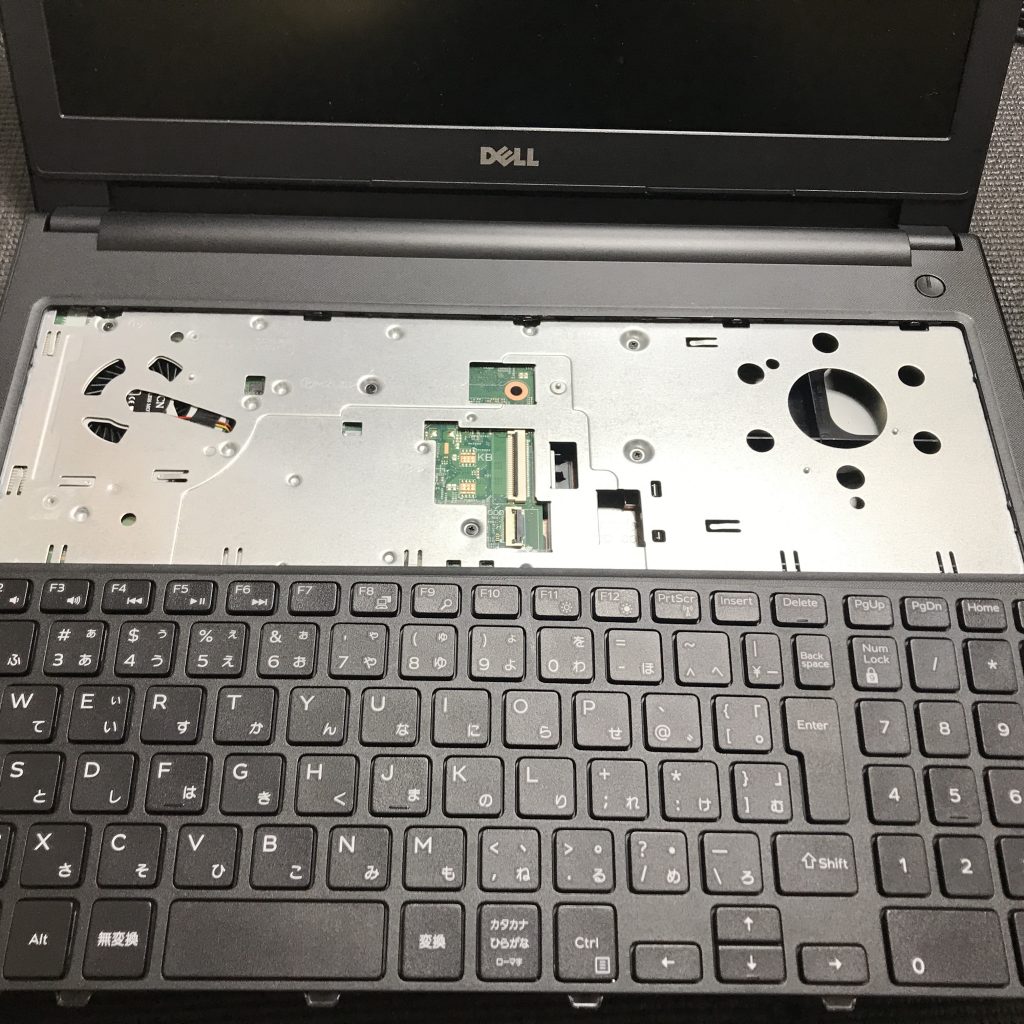 Dell・inspiron 15  キーボードの交換修理   岡崎市のお客様の修理事例