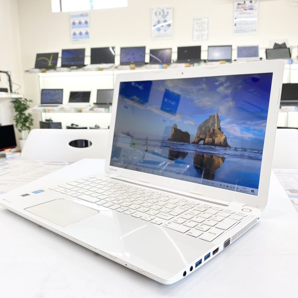 TOSHIBA dynabook T554/56LWSのオススメノートパソコン情報【PC堂 大樹寺店】