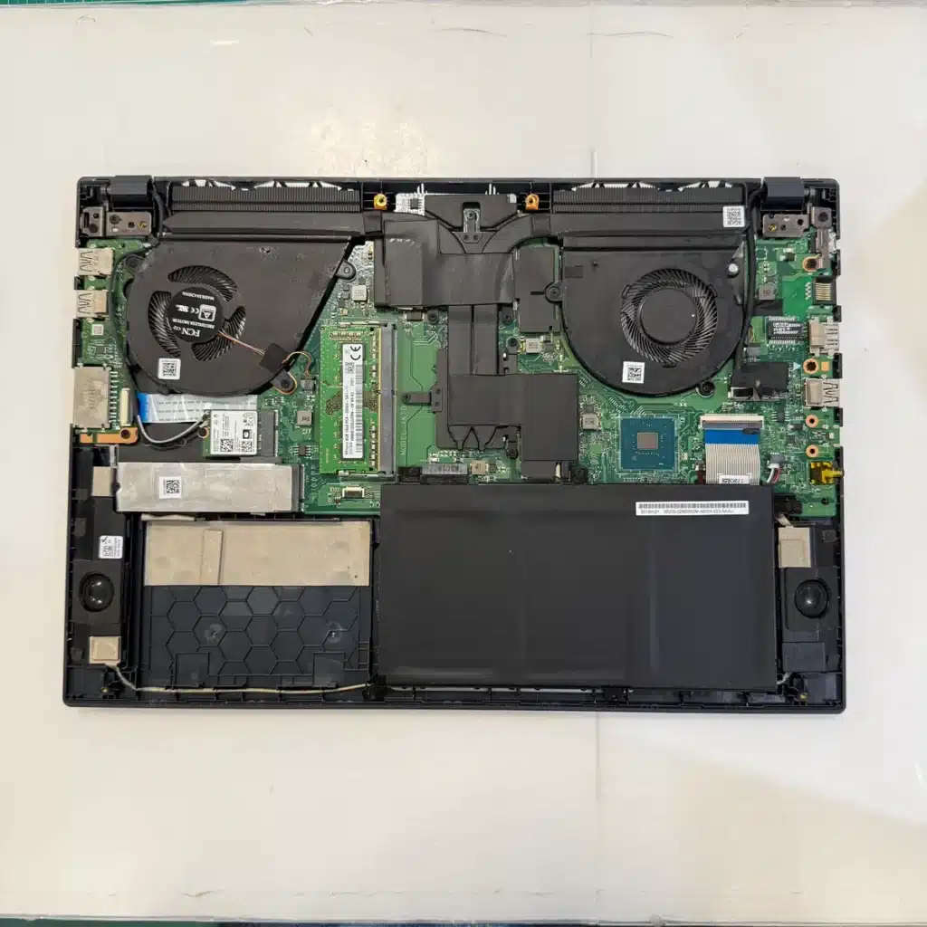 無線LANモジュールの交換修理【ASUS X571LH】パソコン修理の持ち込みはPC堂へ！