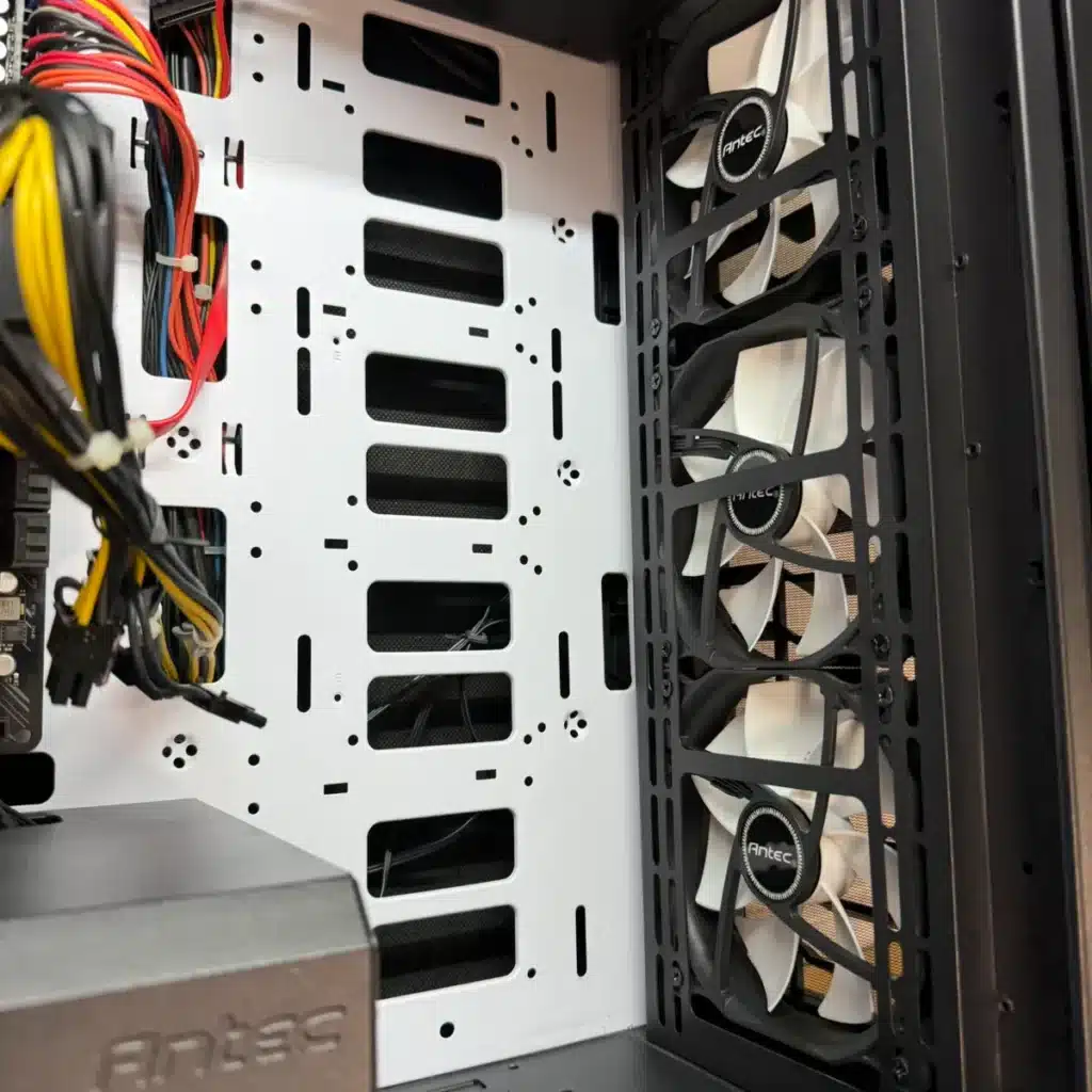 デスクトップパソコンのフルクリーニング【BTOゲーミングPC】パソコン内部清掃の持ち込みはPC堂へ!