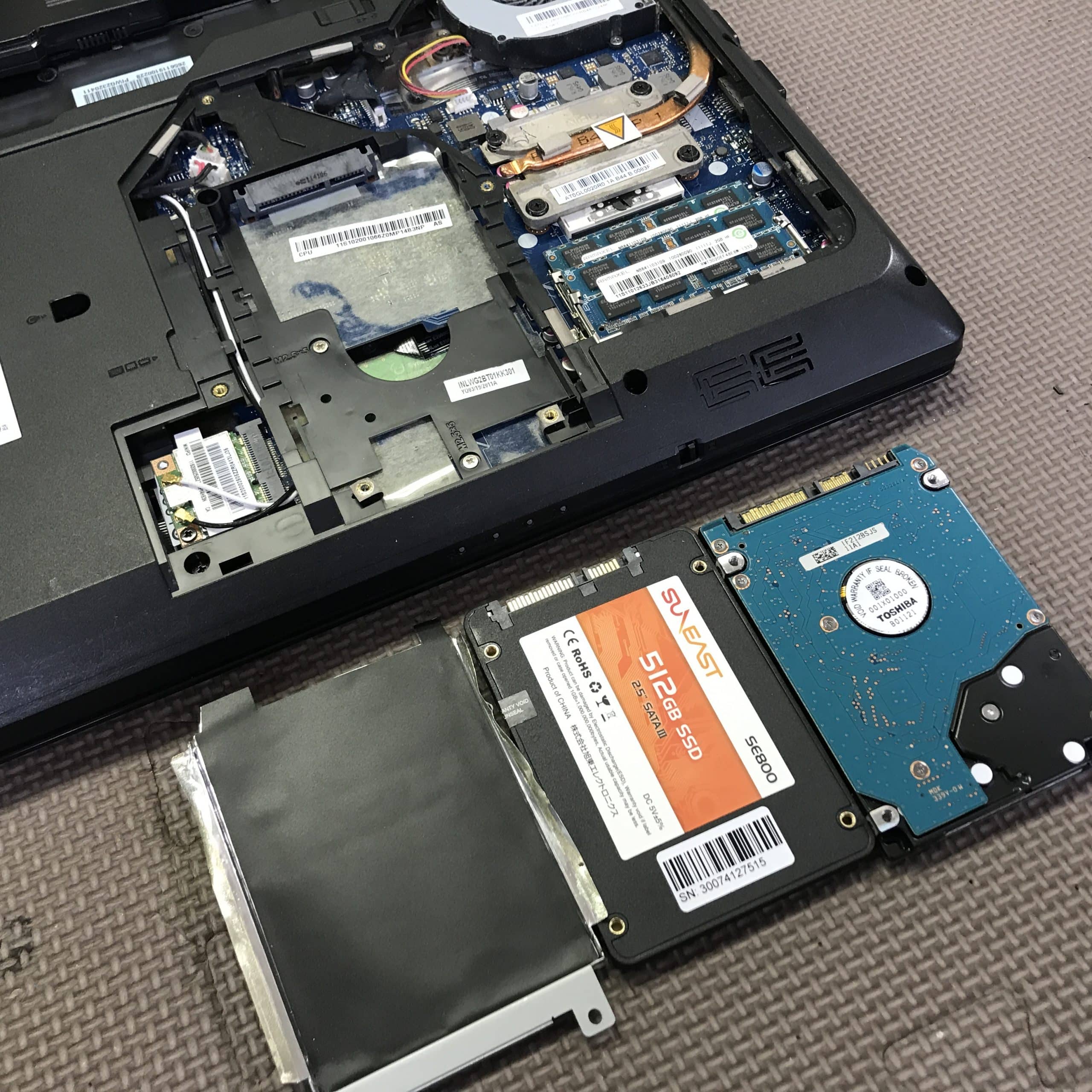 Lenovo・G570 ノートパソコンのHDD不良により、HDDからSSDへクローン 