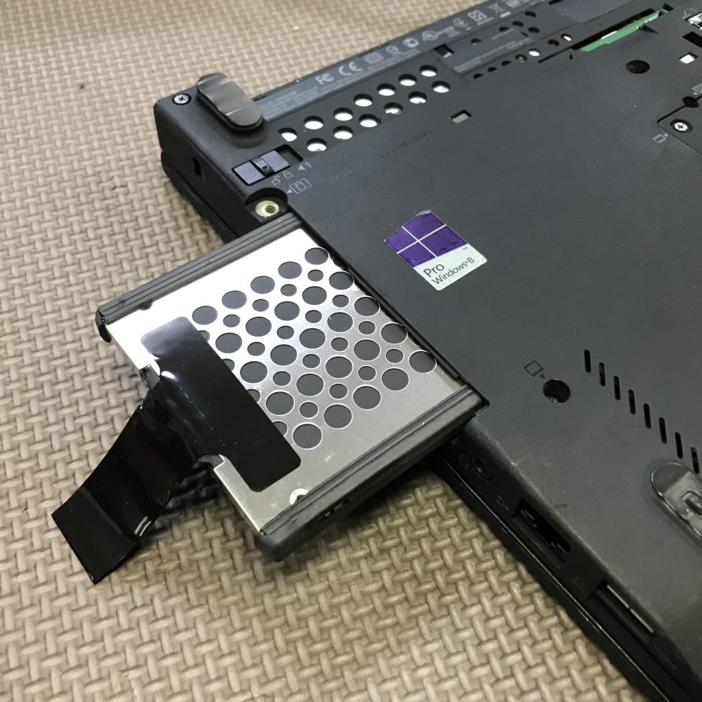 Lenovo・ThinkPad X230 HDDからSSDへクローン作製・換装   豊田市のお客様の修理事例