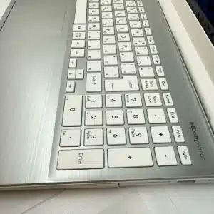 中古パソコン dynabook P3-T7VS-BE 外観2