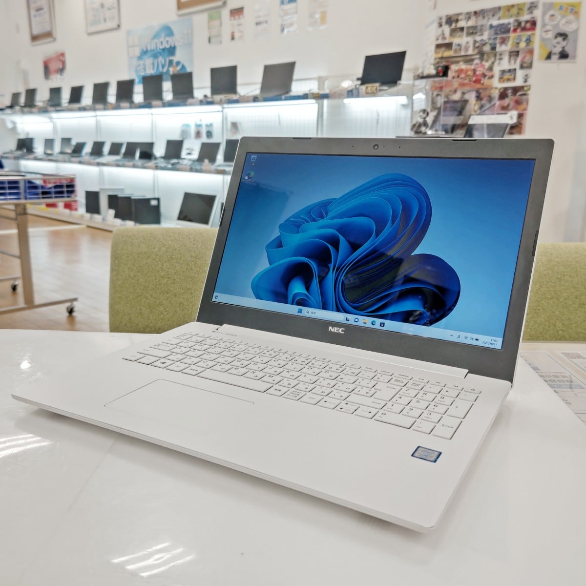 NEC NS700K i7 20G 新品SSD512GB Office付き NEC NS700K i7 20G 新品SSD512GB Office付き