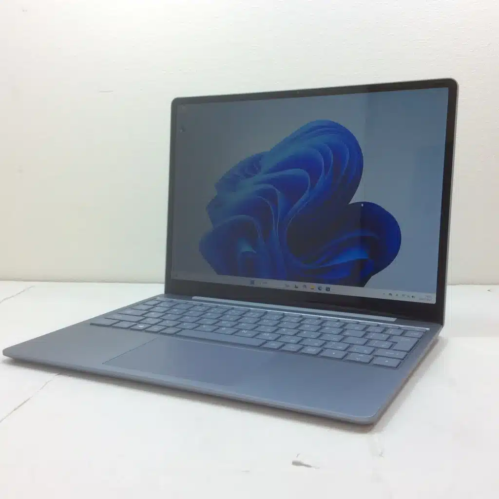 Microsoft Surface Laptop Go1943が59,800円！｜第10世代CPU・タッチパネル搭載【PC堂 ウイングタウン岡崎店】