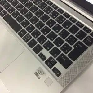 HP EliteBook 830 G7 キーボード・ディスプレイ面