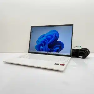 HP Pavilion Aero Laptop 13-be2010AU 外観