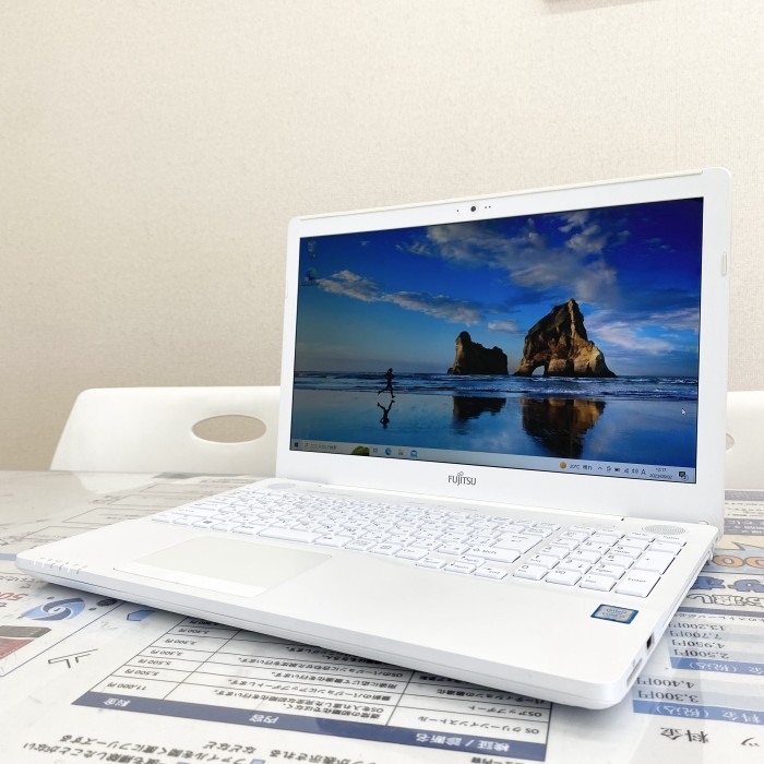 FUJITSU LIFEBOOK AH50/B3のオススメノートパソコン情報【PC堂 大樹寺店】