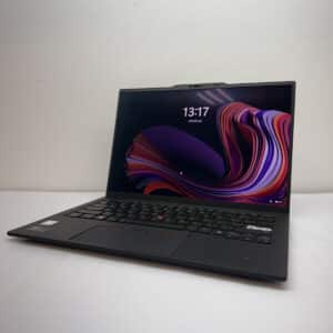 キートップが外れる症状のキーボード交換前状態