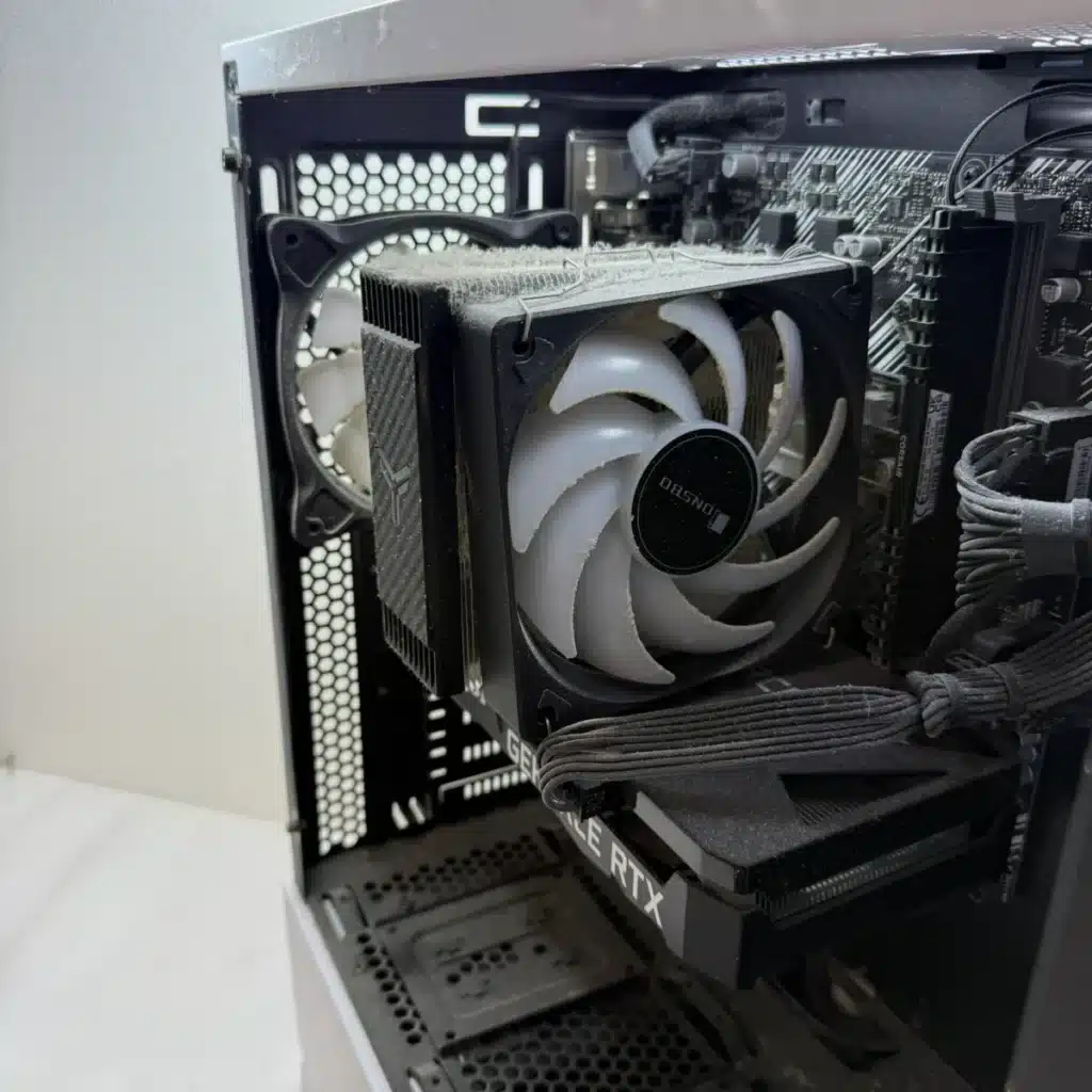 デスクトップパソコンのフルクリーニング【BTO】パソコン内部清掃の持ち込みはPC堂へ!