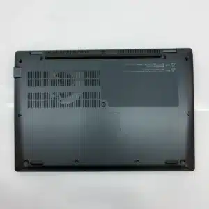 パソコン底面を取り外して基板へアクセスする手順
