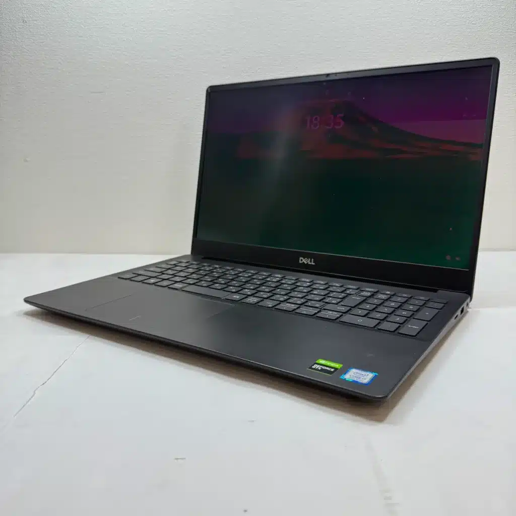 液晶割れのパソコン修理【DELL Inspiron15】パソコン修理の持ち込みはPC堂へ！