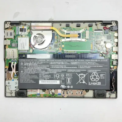 パソコン内部の様子(SSD交換後)