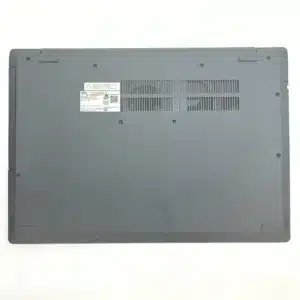 パソコン底面のビスを取り外す作業工程